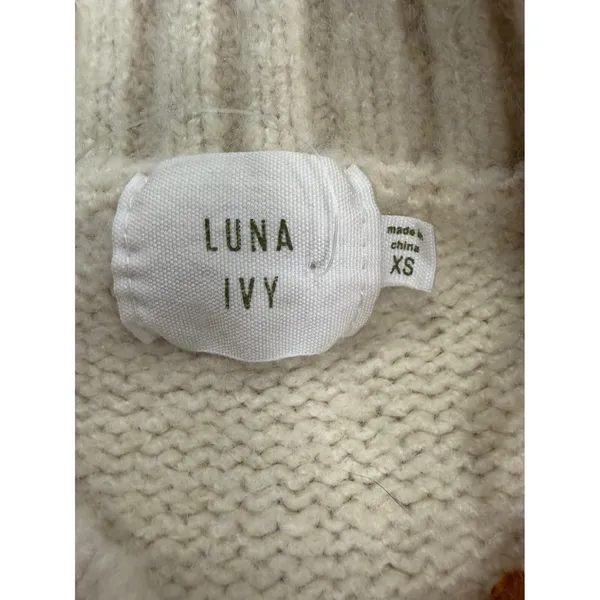 Luna‎ Ivy Patchwork Floral Embroidered Button-Front Cardigan Sweater - Size XS - Image 2