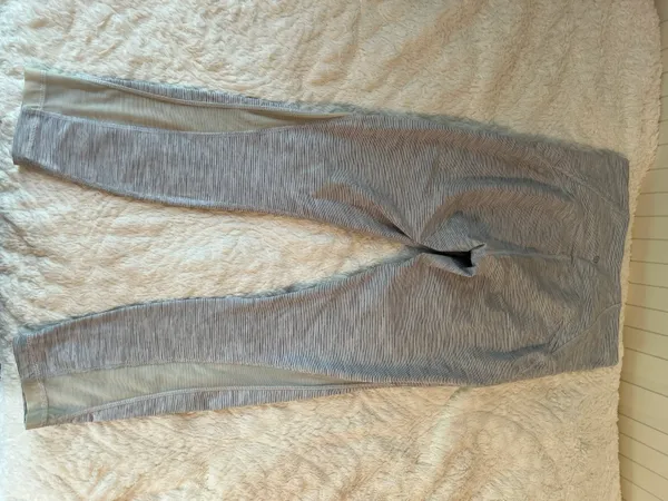 Wunder Under 25” Leggings - Image 6