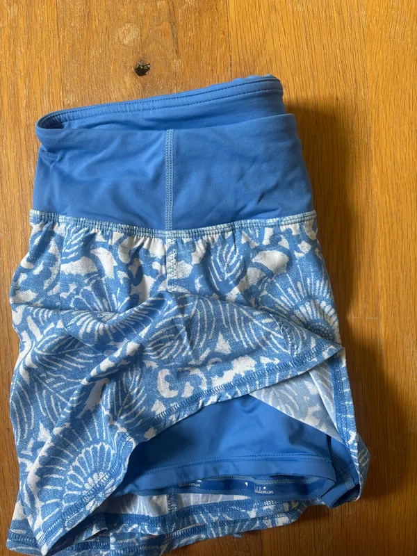 Lululemon Skirt - Image 4