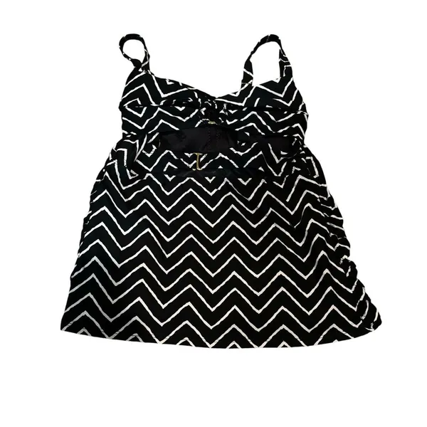 Alex Marie Women's Black White Chevron Swimsuit‎ Tankini Molded Cup Size 14 NWT - Image 2