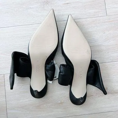 Zara Leather Bow Heels - Image 5