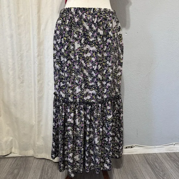 Cottagecore Metrowear Women's Midi Skirt Sz M Floral Lined Tiered‎ Elastic Waist - Image 4