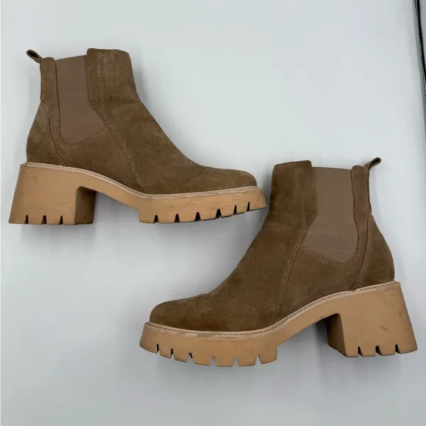 Dolce Vita Chelsea Boots Tan Size 9.5 - Image 3