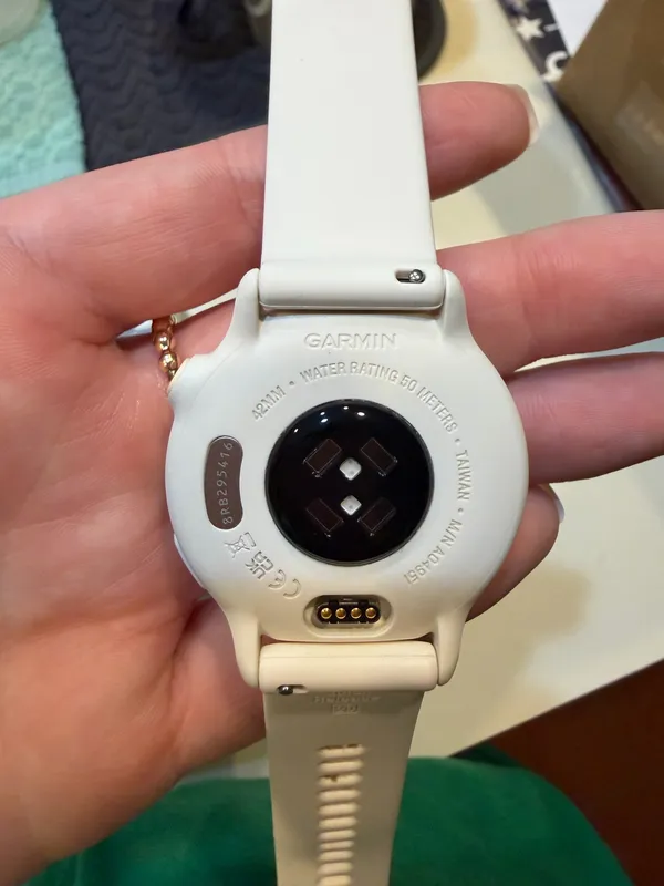 Garmin vivoactive 6 White - Image 3
