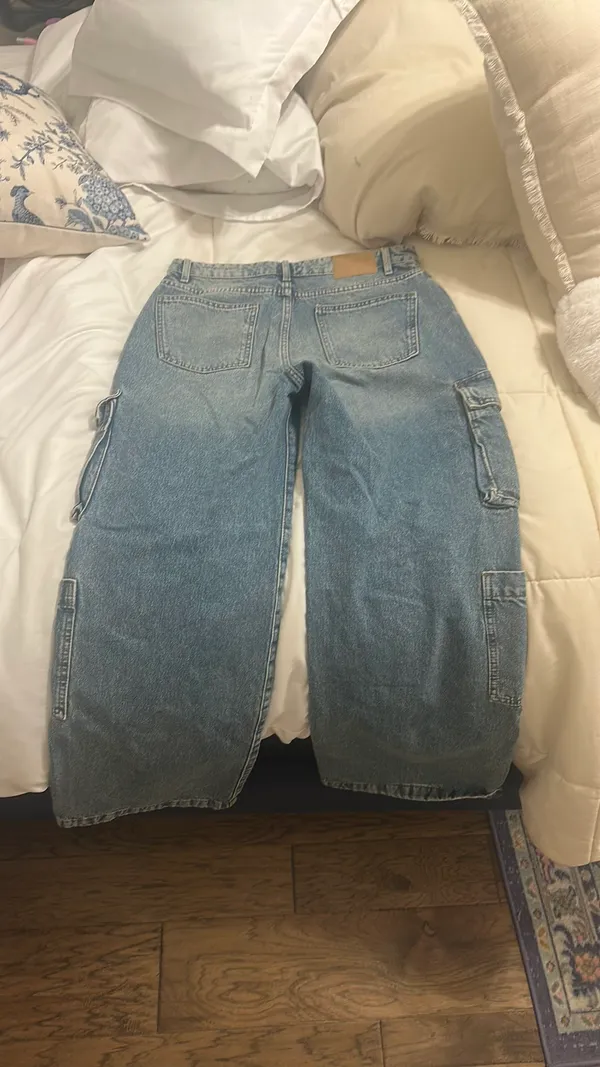 Cotton On cargo jeans - Image 2