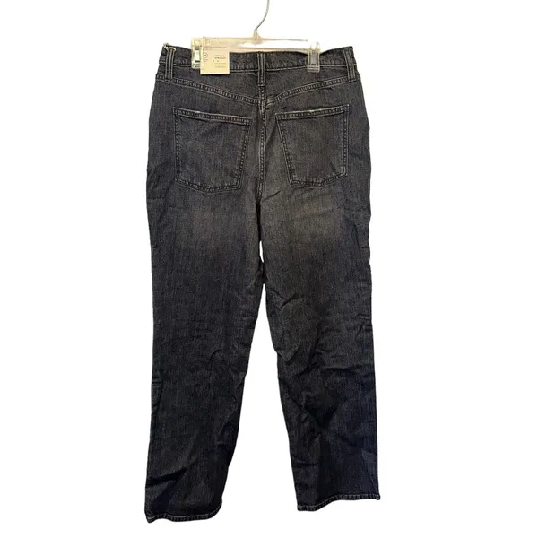 Universal Threads Vintage Straight Jeans Distressed Raw‎ Hem 10 Short - Image 2