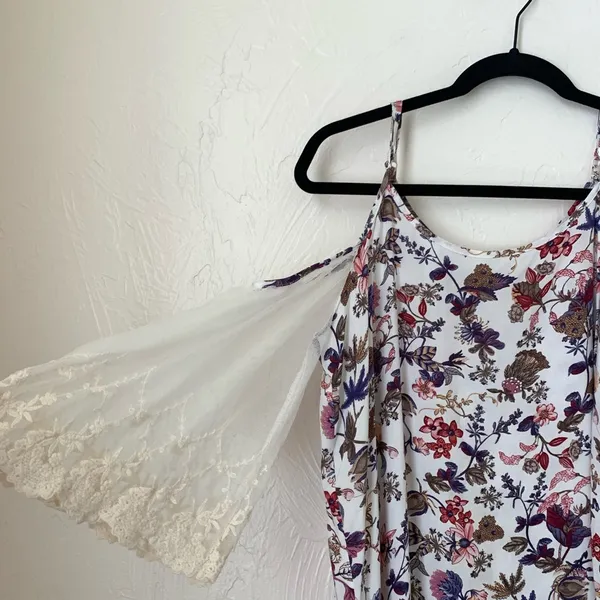 Umgee floral cold shoulder dress▪️size S - Image 3