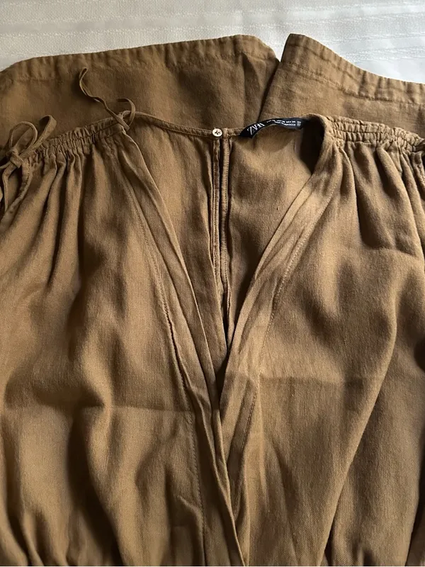 Zara Linen and Cotton Olive-Green Surplice Romper with Smocked Waist Size XS - Image 12