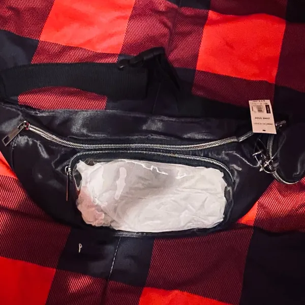 Belt bag black with clear pocket for cellular phone - Image 3
