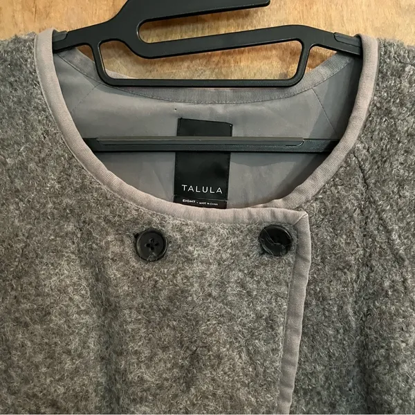 Aritzia Talula Wool Blend Jacket. Size 8 - Image 5