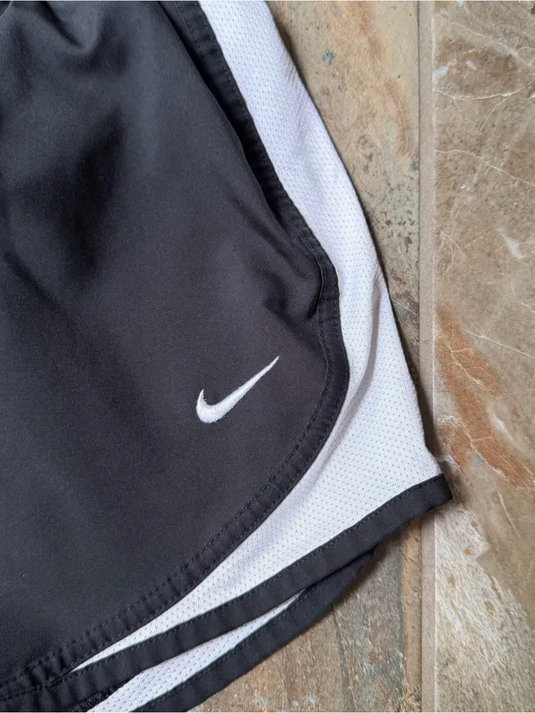 Nike Dri-FIT Tempo Running Shorts Black White Mesh Trim Inner Brief Size Small S - Image 2