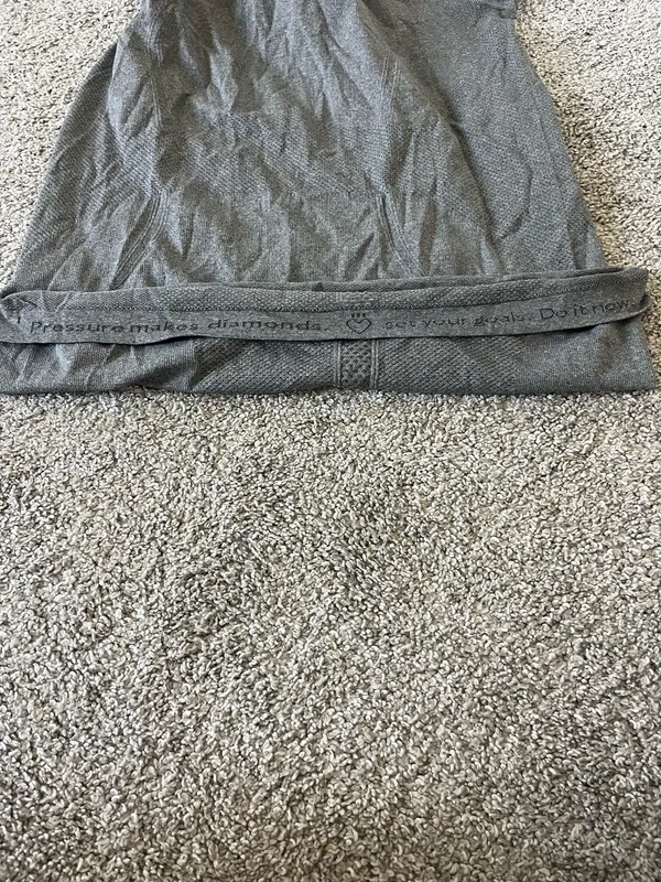 Lululemon Shirt Swiftly Tech Short Sleeve - Image 3