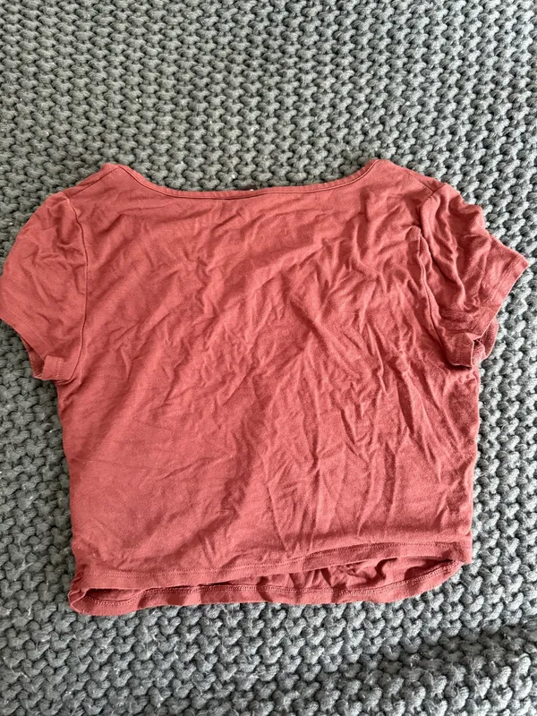 Garage Cropped T-Shirt - Image 2