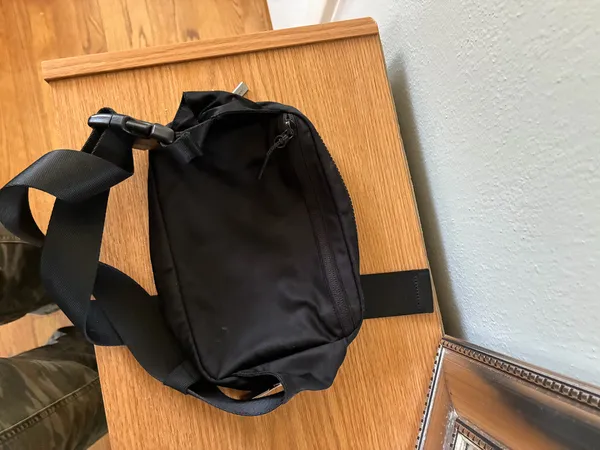 Lululemon Bag Belt - Image 3