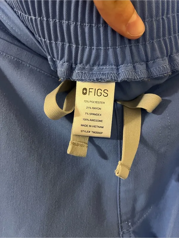 Figs Scrub Set - Image 9