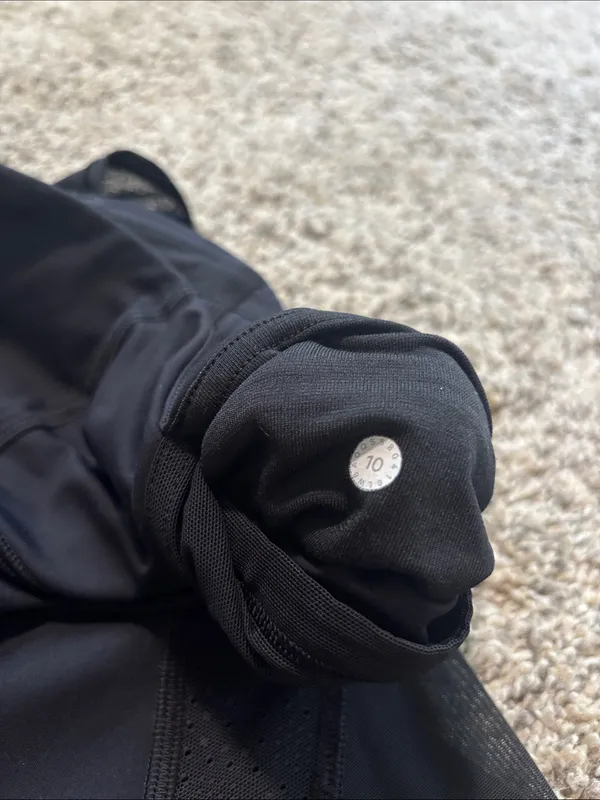 Lululemon Run Smoothly Crop *23" size 10 - Image 5