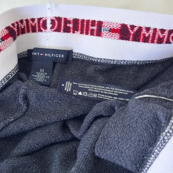 Tommy Hilfiger UO Exclusive Retro Shorts - Navy - M - Image 7