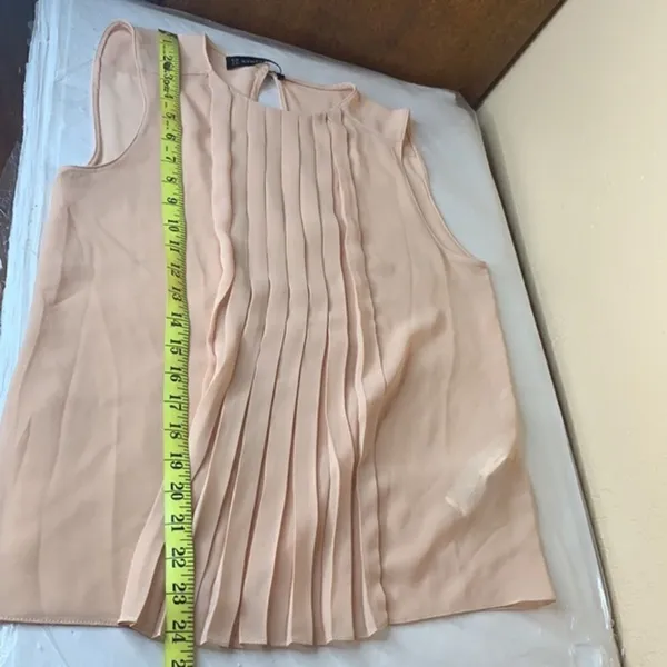 Zara Woman Sheer Pleated Sleeveless Blouse Size Small - Image 9