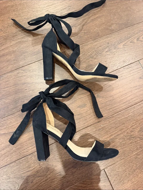 Carcuume Strappy Chunky Heels High in Black Suede Size 8 - C72-005 - Image 8