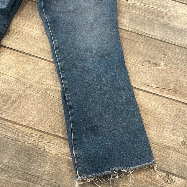 Good American Classic Blue Jeans - Image 7