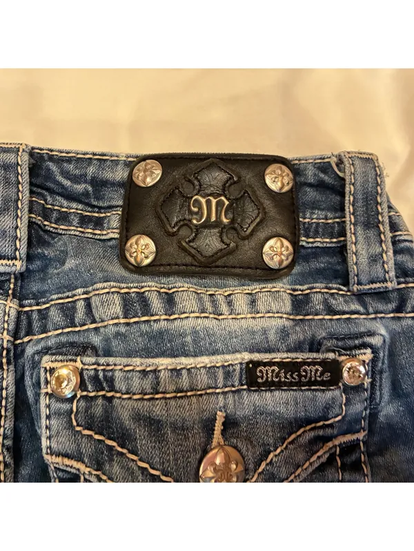 Miss Me Size 27 Embroidered Cross Pockets Western Mid Rise Straight Leg Jeans - Image 5