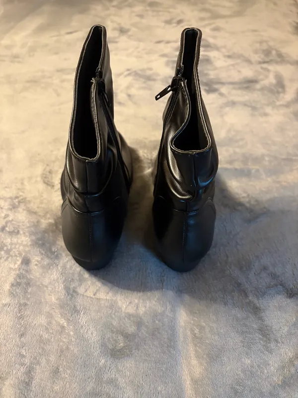 Easy Street Classic Women's Black Mid-Calf Zip Block Heel Boots Size 10 - Image 5