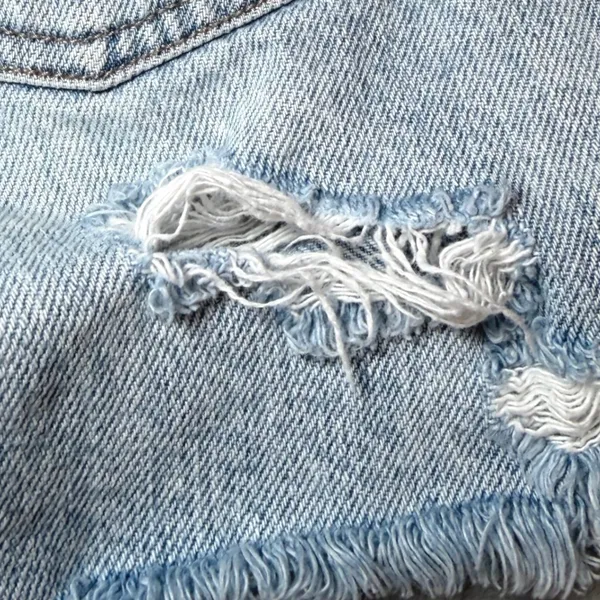 American Eagle Womens Size 6 90s Boyfriend Shorts Blue Denim Distressed Cut Off - Image 13