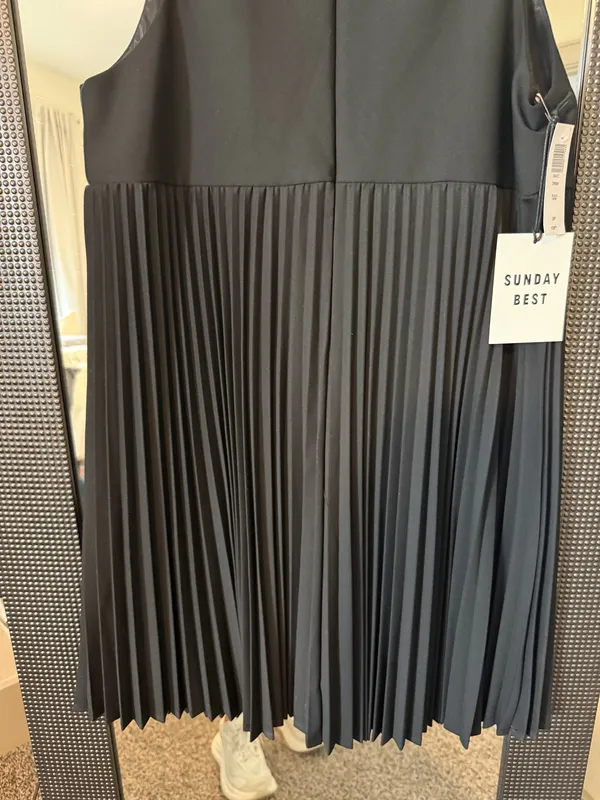 Aritzia Dress - Image 3