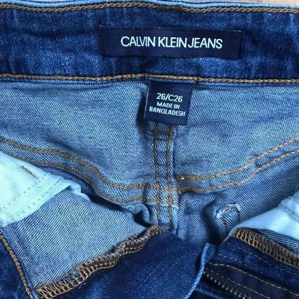 Calvin Klein Jeans Skirt. Mini. Size 26. - Image 3