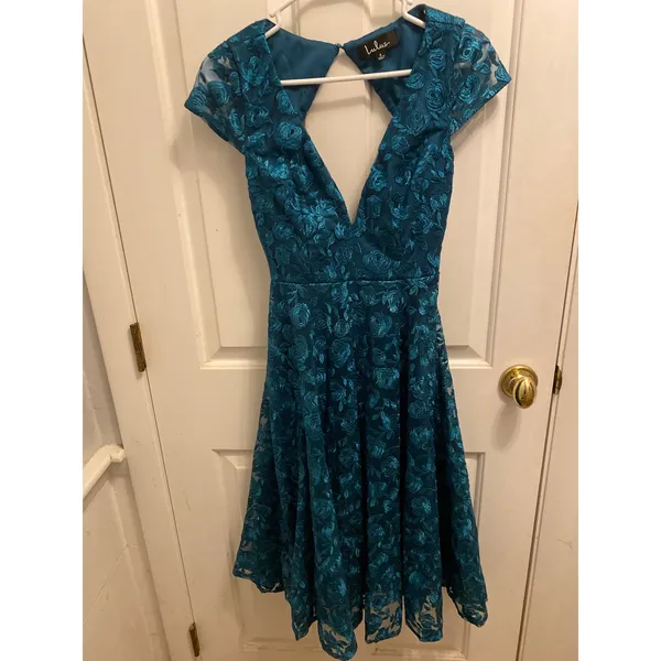 Lulus Green Lace Cutout Back Skater Cocktail Party Mini Dress Women Size S - Image 4