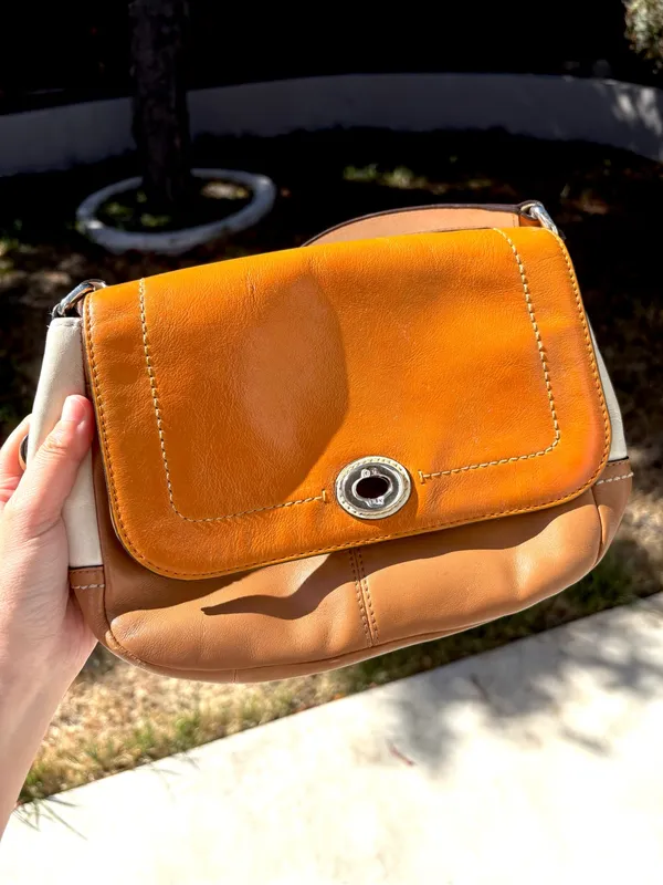Coach Leather Crossbody Orange/Brown/cream - Image 2