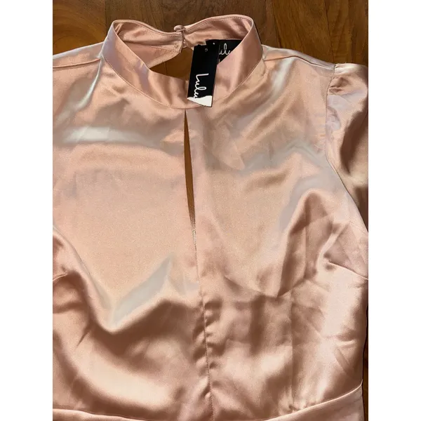 Lulus Satin Peplum Top Mock‎ Neck Long Sleeve Blouse Cutout Back Party Women S - Image 4