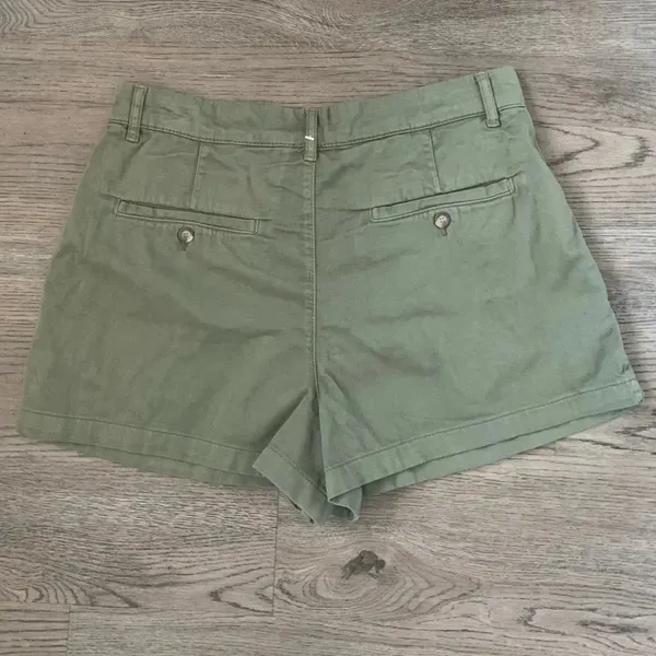 Free People Billie‎ Chino Shorts - Size 12 - Army Green - NWT - Image 5
