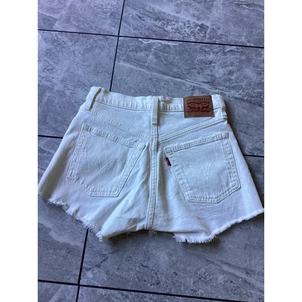 Levis 501 Original High Rise White Denim Cut Off Shorts 56327-0248 Womens W24 - Image 6