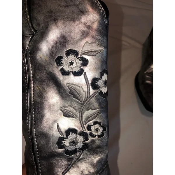 Durango Silver Western Boots Womens Size 9.5 Embroidered Vegan Cowgirl FLAW - Image 6