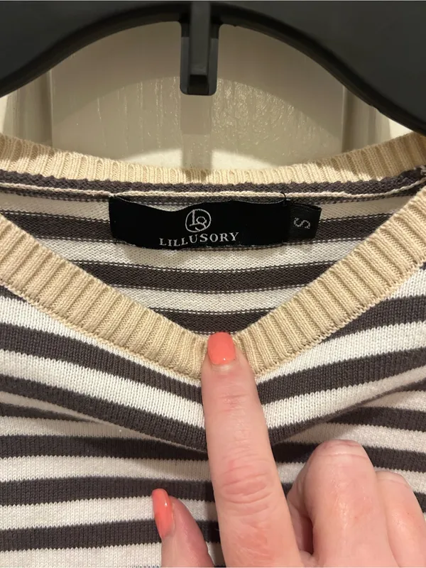 Striped Crewneck Sweater with Contrast Trim - Black & Cream - Image 4