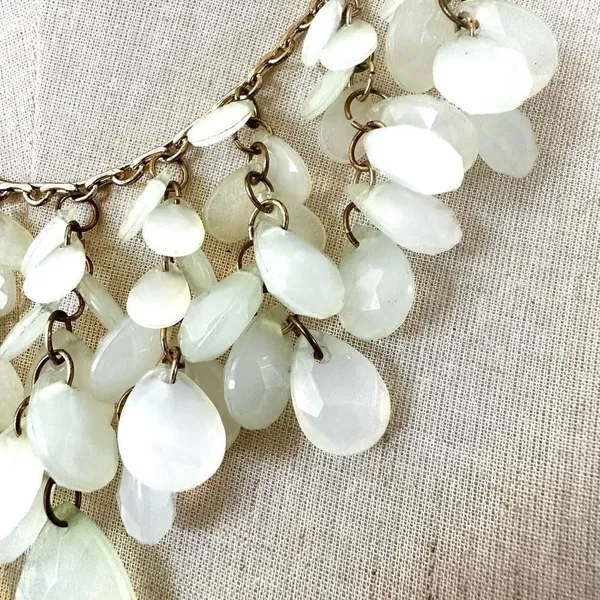 Green chandelier gold tone statement necklace - Image 2
