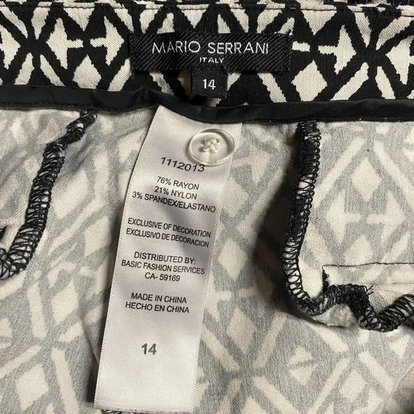 Mario Serrani Italy Black & White Comfort Bermuda Stretch Shorts Women's Size 14 - Image 5