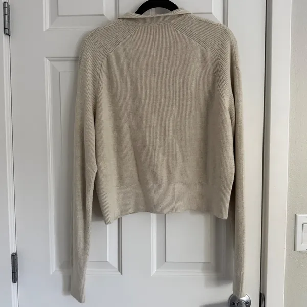 Lululemon Collared Merino Wool Blend Sweater Size L Heathered Bone Cropped - Image 2
