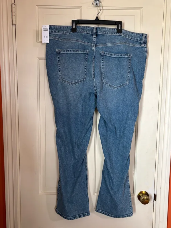 Hollister Jeans Women Hi-Rise Straight Distressed Denim 18 Short New - Image 8