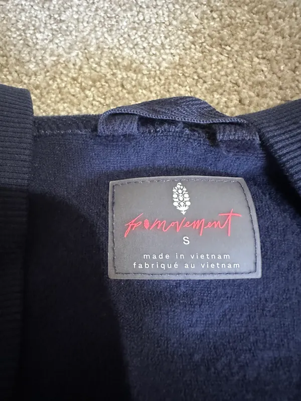 Free People sweatshirt cropped - Image 3