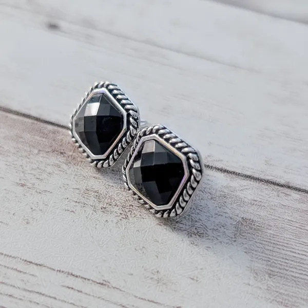 Vintage TJC Clip On Earrings Black & Silver Tone - Image 3