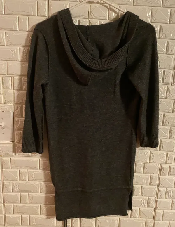 Abercrombie and Fitch woman's sweater 30 x 17 width. Gray with hoodie - Image 2