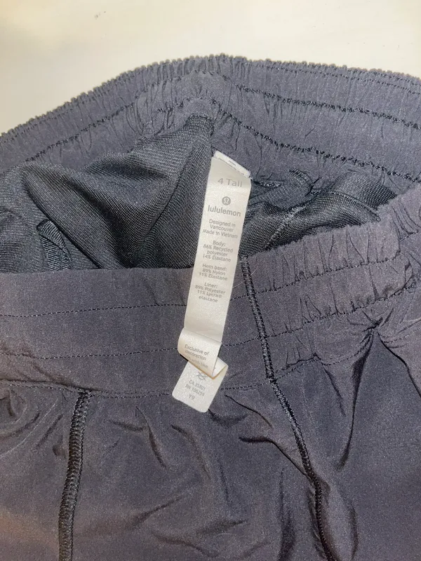 Lululemon Hotty Hot Shorts 4” - Image 3