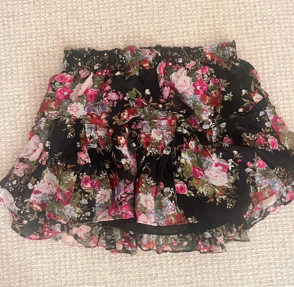 Ruffle Mini Skirt - Image 3