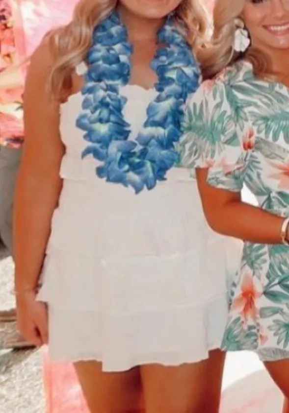 These Three Boutique White Set - Image 2