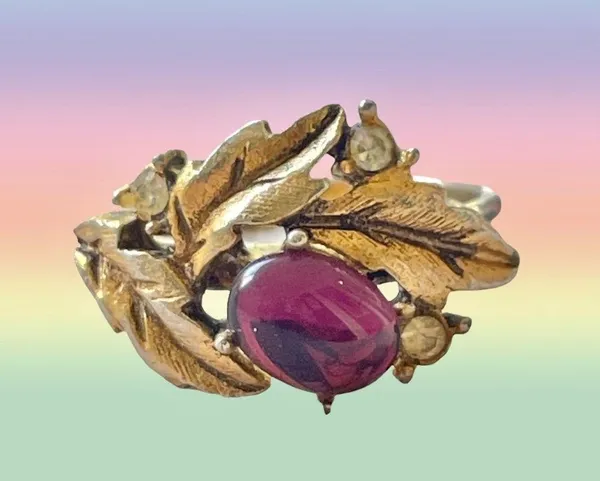 Vintage purple stone leaf ring - Image 2