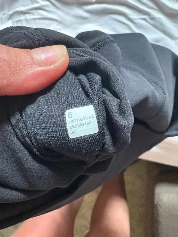 Lululemon Align Shorts 6" High-Rise - Image 3