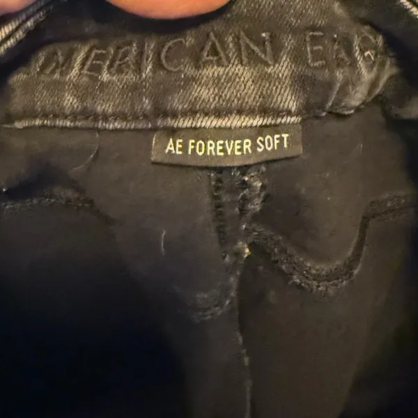 American Eagle‎ Super Hi-Rise Black Destroyed Jeans - Image 7