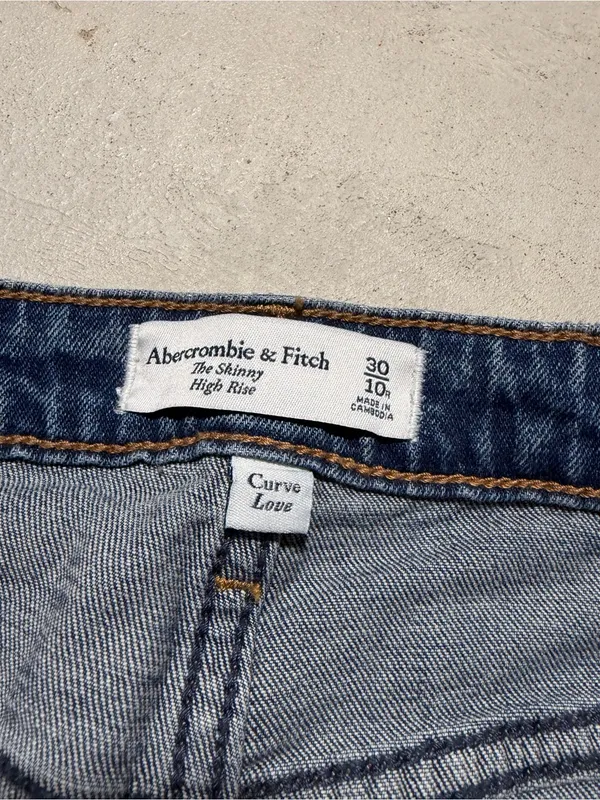 Abercrombie & fitch skinny high rise Distressed Jeans 30/10R curve love MSRP$89 - Image 9